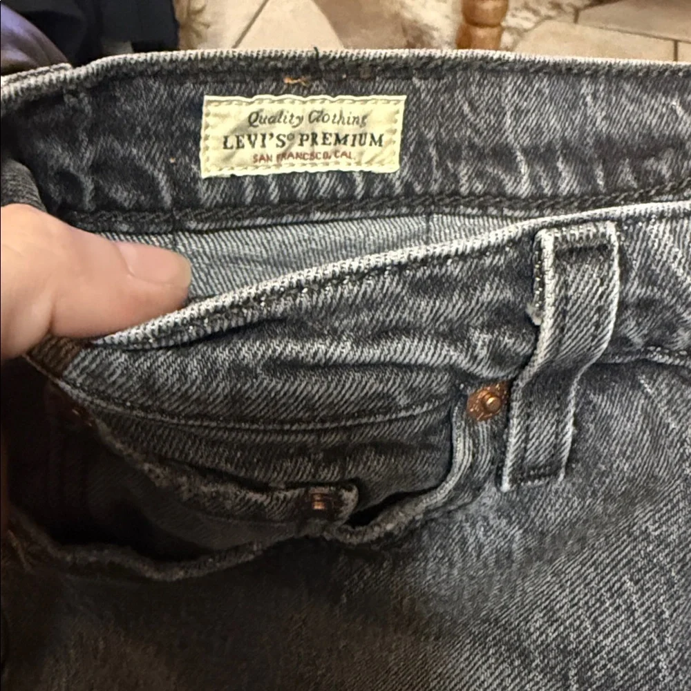 Levi’s 501® ORIGINAL FIT WOMEN'S JEANS - Pretty Pleasing - Picture 3 of 7